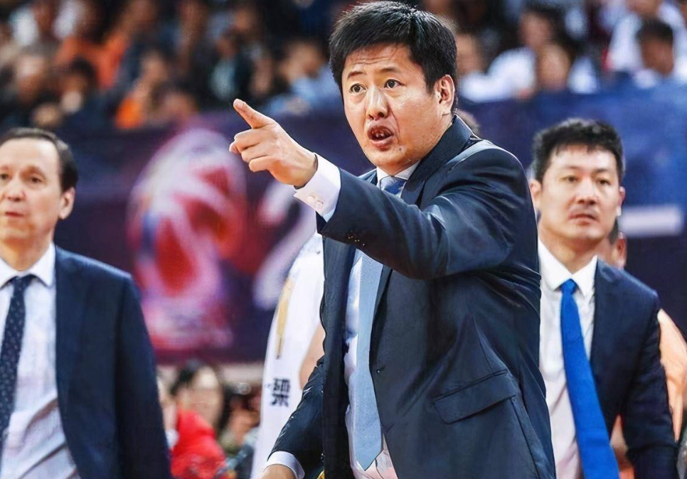 米兰体育登陆-龙岩东天队逆袭成为黑马，豪取胜利登顶的简单介绍